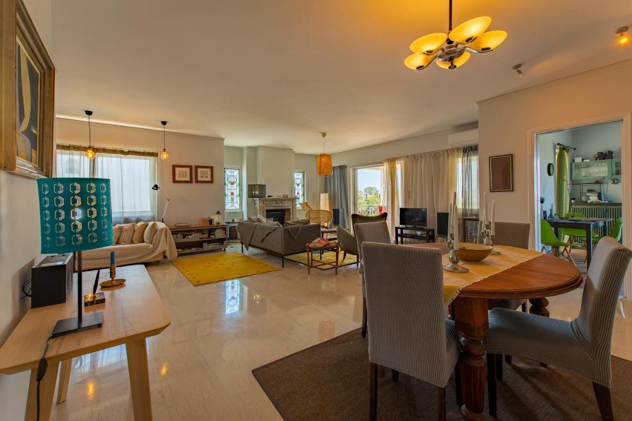 Spacious In Kavouri Appartamento *